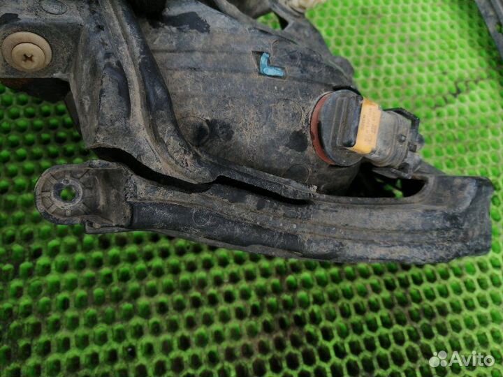 Фара противотуманная передняя левая Kia Rio 3 G4FC