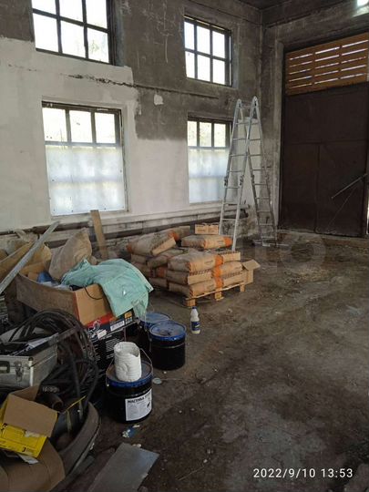 Здание, 495 м²