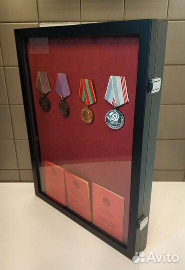 Витрина, рамка, бокс для орденов, медалей, знаков