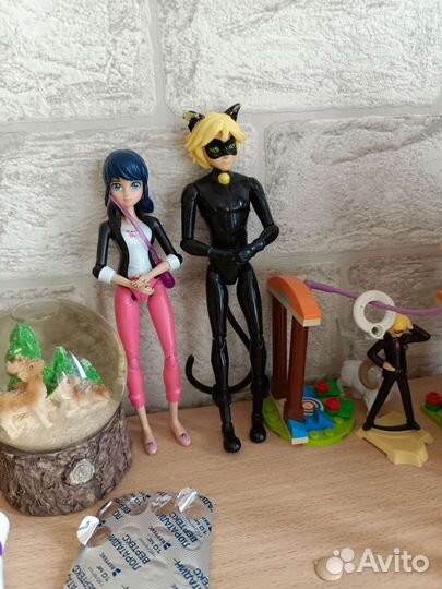 Фигурки леди баг и супер кот