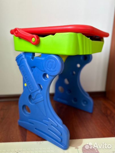 Столик мольберт детский