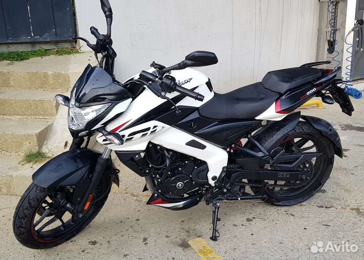 Bajaj Pulsar NS200