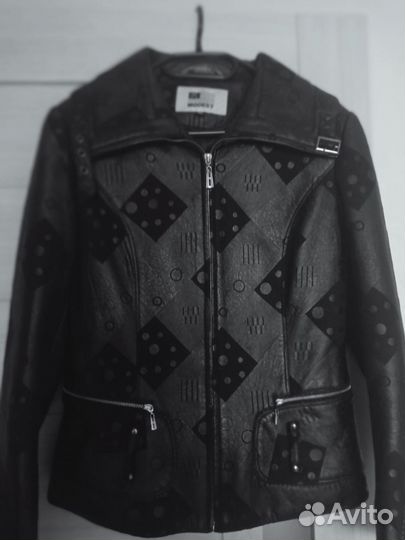 Куртка весенняя женская