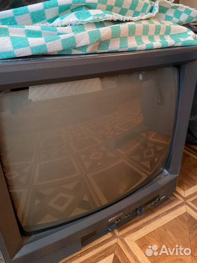 Телевизор samsung