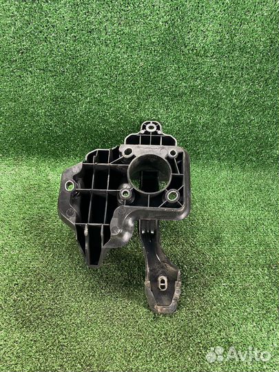 Педаль тормоза Skoda Fabia 2