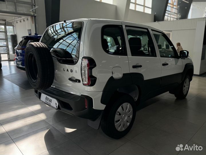 ВАЗ (LADA) Niva Travel 1.7 MT, 2024