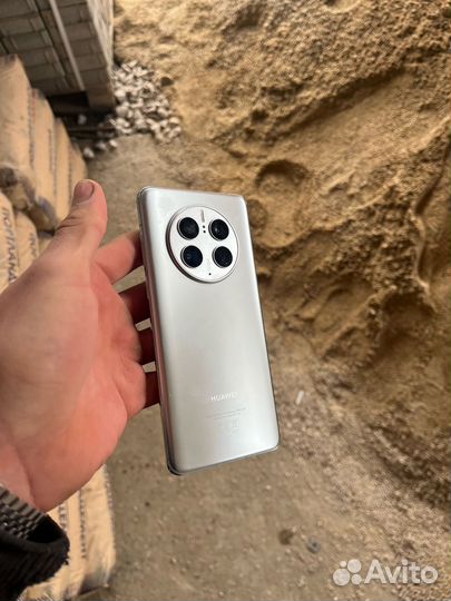 Huawei Mate 50 Pro, 8/256 ГБ
