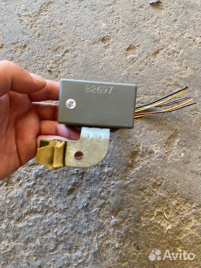 Реле Ровер 600