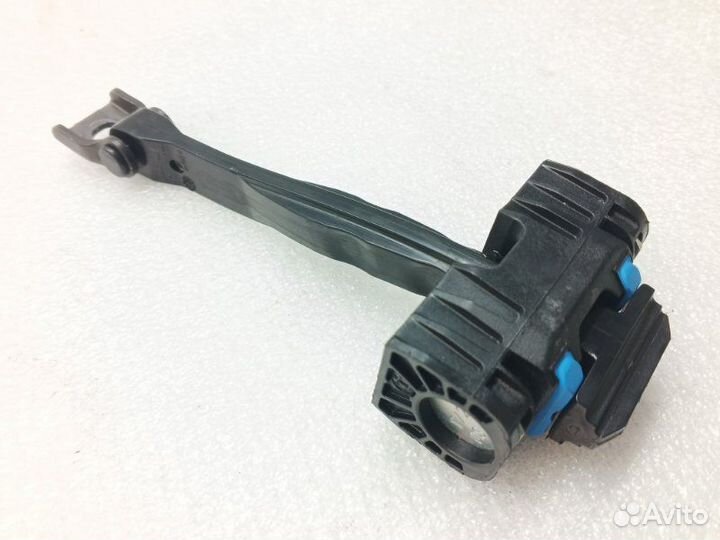 Ограничитель двери задний левый Volkswagen Tiguan