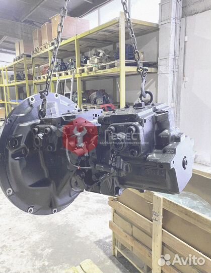 Основной насос Komatsu PC350LC-8