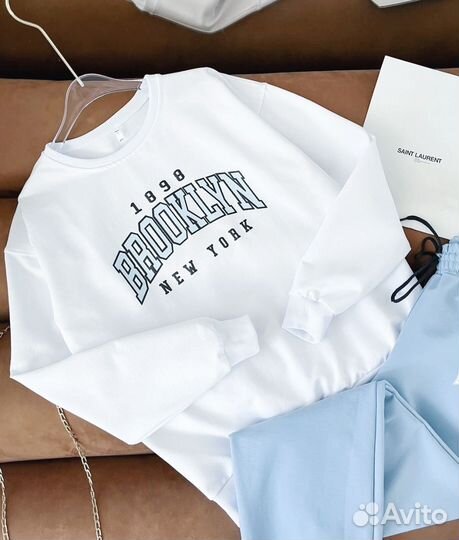 Спортивный костюм женский 44-46 новый