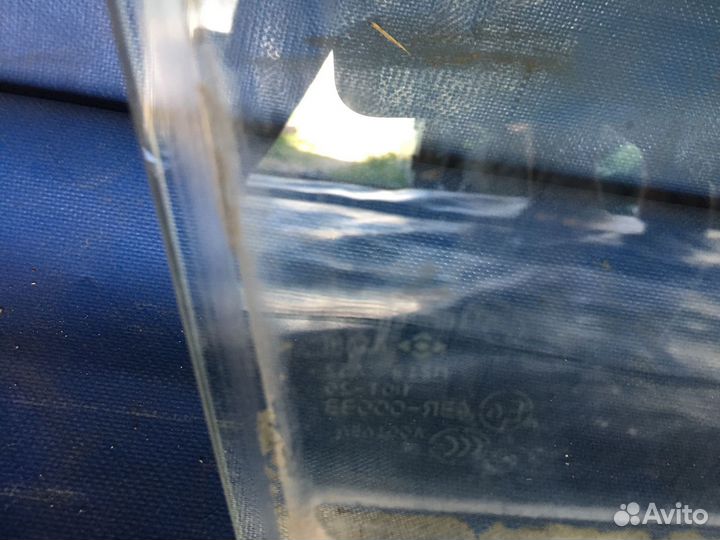 Правое стекло двери pajero 4 3 d купе