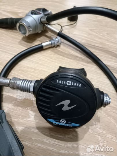 Регулятор для дайвинга, Aqua-lung Titan