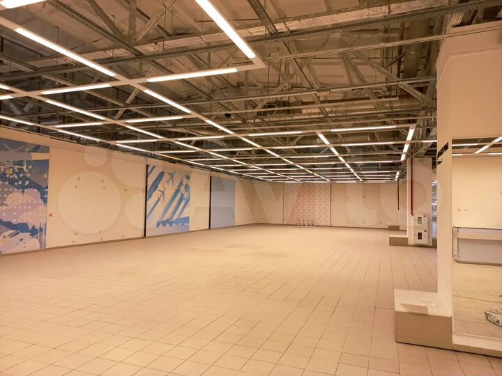 Торговая площадь, 1100 м²