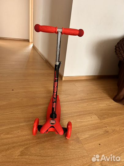 Самокат детский трехколесный