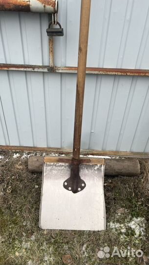 Лопата для снега