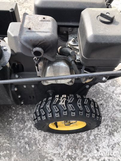 Продам снегоуборщик