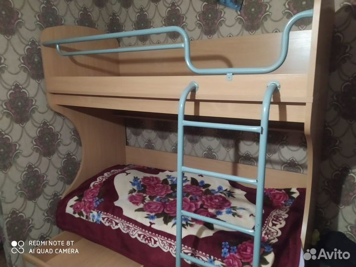 Двухъярусная кровать металлическая бу