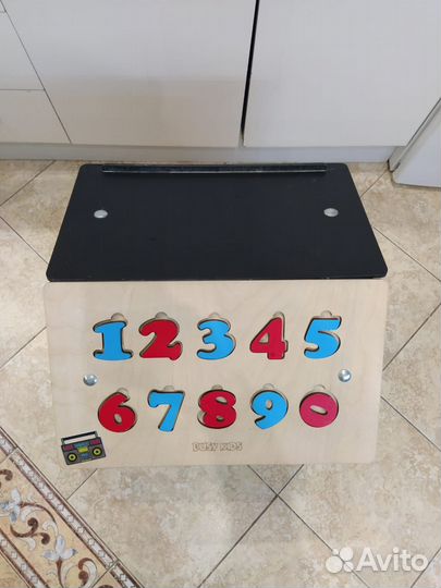 Развивающий домик бизидом бизиборд