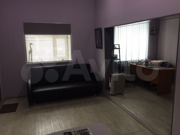 Торговая площадь, 65 м²