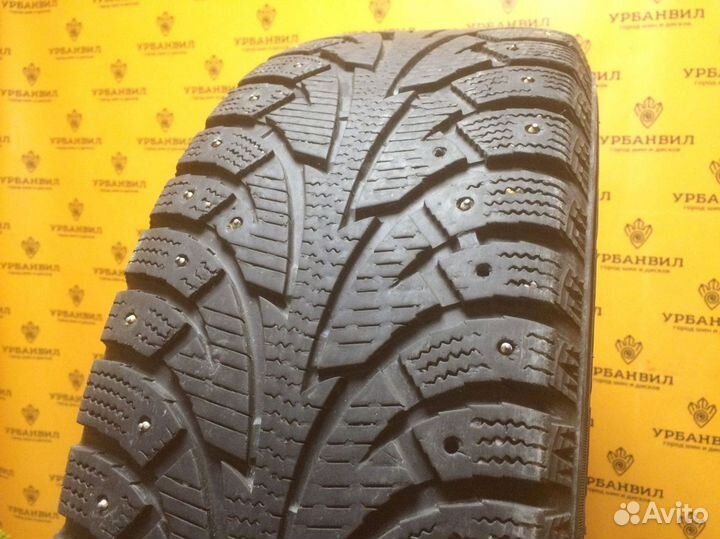 Hankook Winter I'Pike 215/60 R17