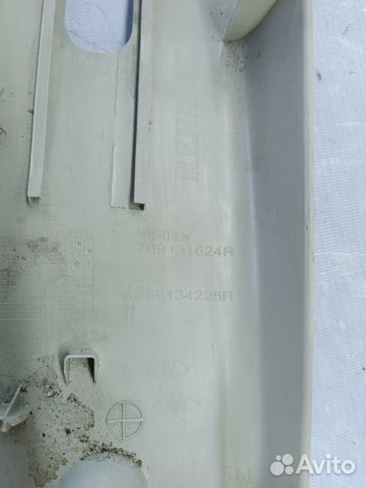 Обшивка средней стойки Renault Logan 2