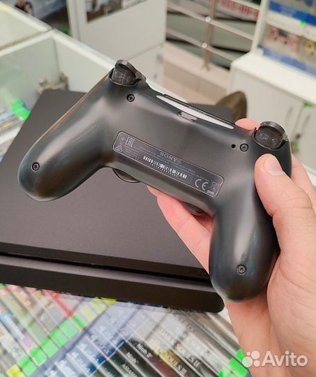 Sony PS4 Slim 1tb +игра