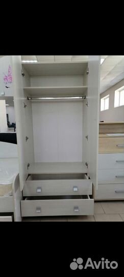 Шкаф в детскую