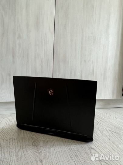 Игровой ноутбук msi GP75 leopard 9SD