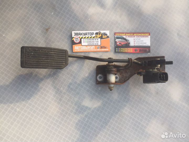 Педать тонмоза Ниссан Вингроуд WFY-11