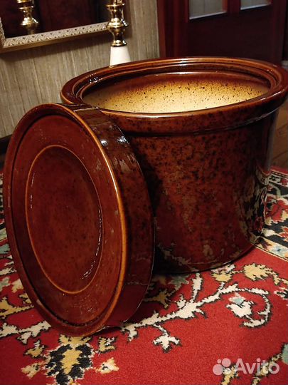 Горшок керамический большой