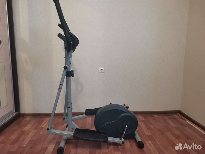 Эллиптический тренажер torneo