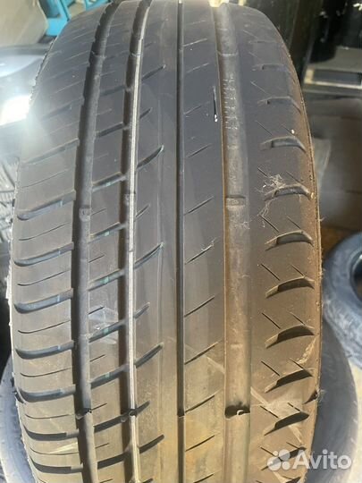 Viatti Strada Asimmetrico V-130 205/55 R16