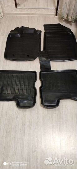Автомобильные коврики резиновые на ладу иксрей