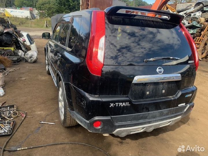 Обшивка салона Nissan X-trail DNT31