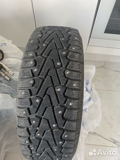 Pirelli Winter Ice Zero 2 205/55 R16