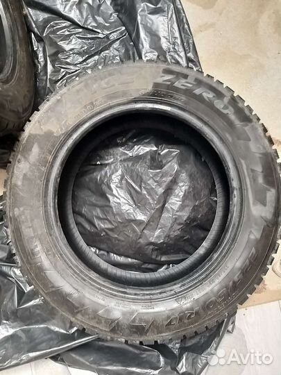 Pirelli Ice Zero 225/60 R17 103T