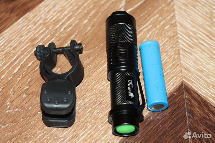 Фонарь Cree XML-T6 + акб+ крепление на вел