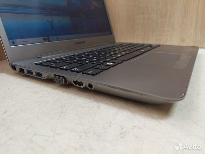 Ноутбук Samsung NP530U4C (Core i3/ram4/GeForce640m