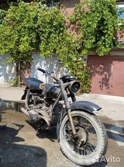 Мотоцикл днепр