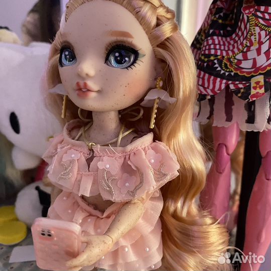 Rainbow high Виктория Витман