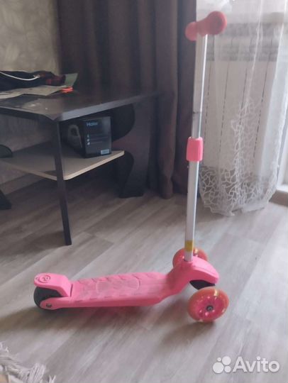 Самокат детский трехколесный