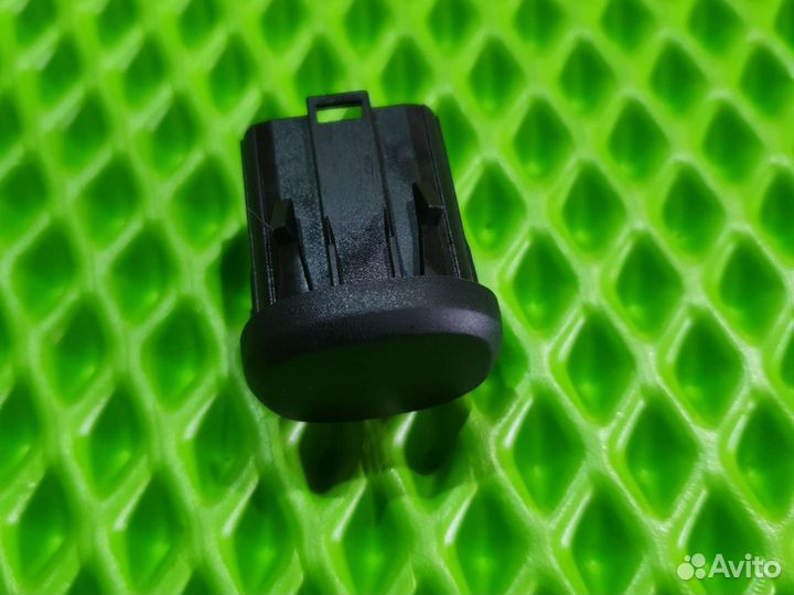 Заглушка кнопки салона ford focus 1 2004