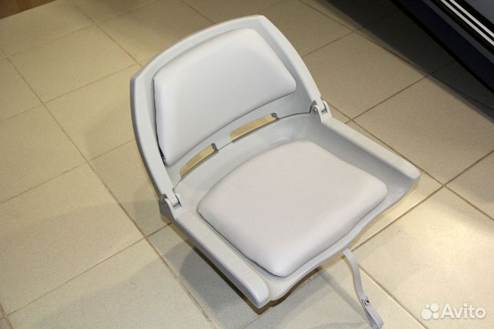 Кресло в лодку складное с мягкими накладками Серое