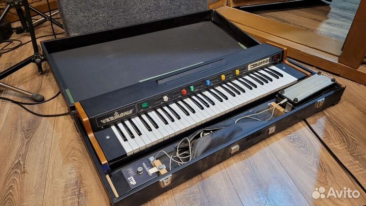 Аналоговый синтезатор Vermona Electropiano