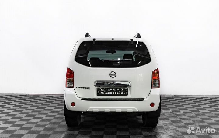 Nissan Pathfinder 2.5 AT, 2013, 217 000 км