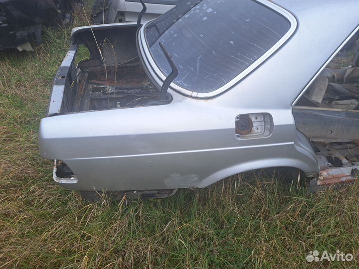 Задняя часть кузова Mercedes w126