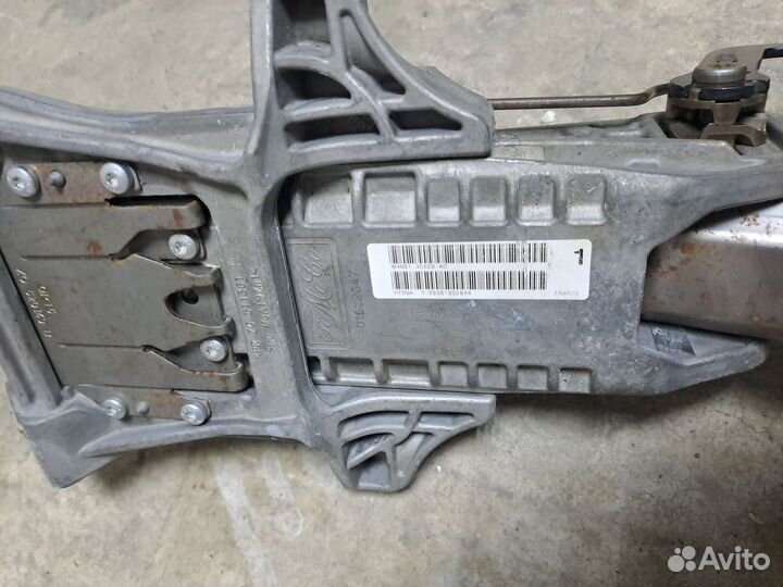 Рулевой карданчик Ford C-мах