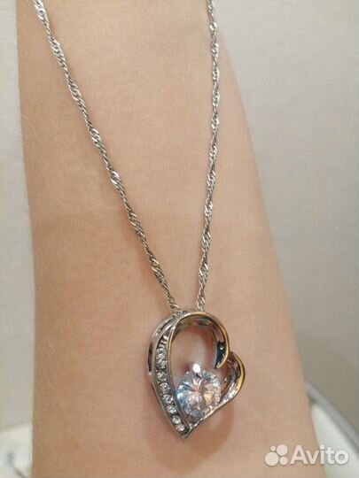 Нежный кулон 