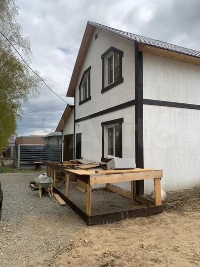 Дом 124 м² на участке 9 сот.